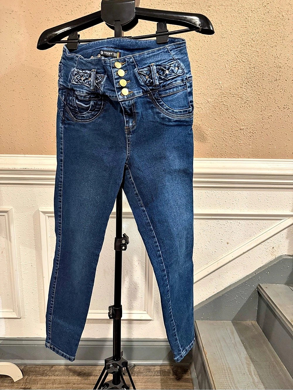 Colombian High Waist Blue Jeans Size 9 NWT